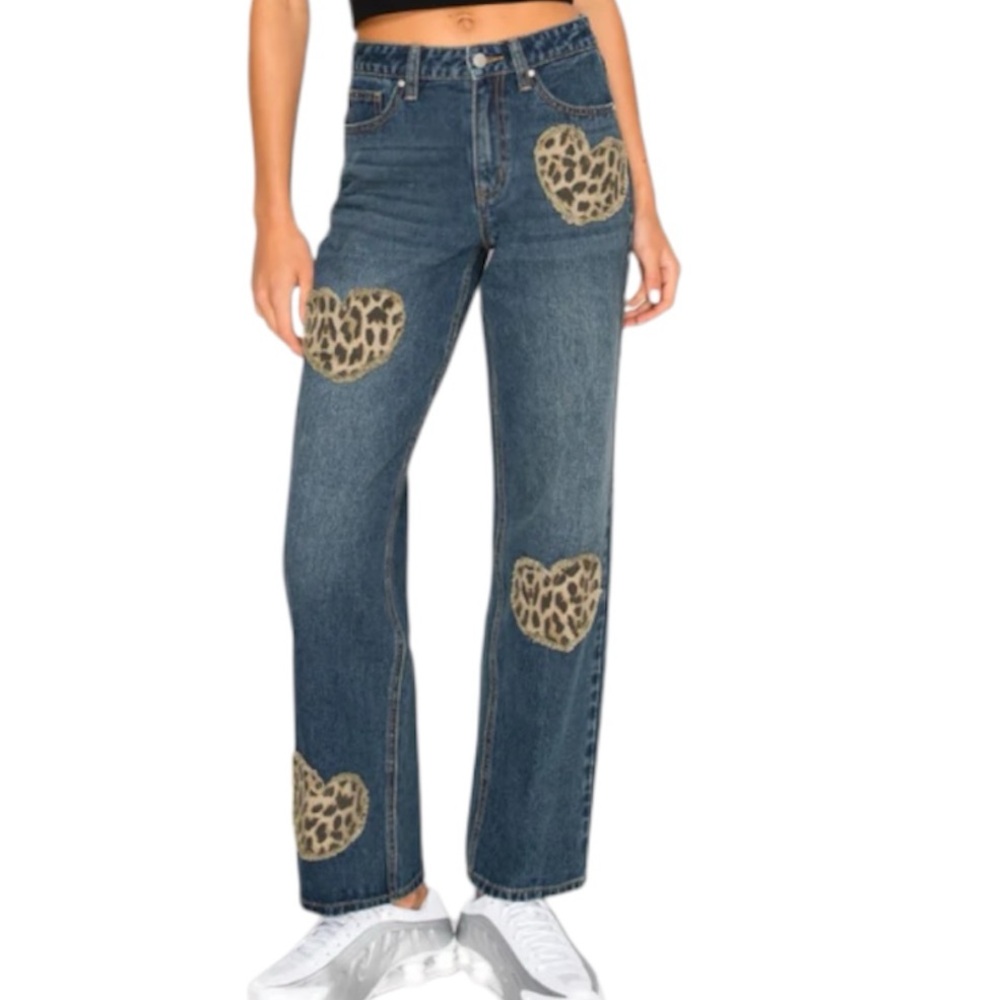 Cali1850 Jeans Straight Leg Leopard Heart Patch Mid Rise Dark Wash Size 9